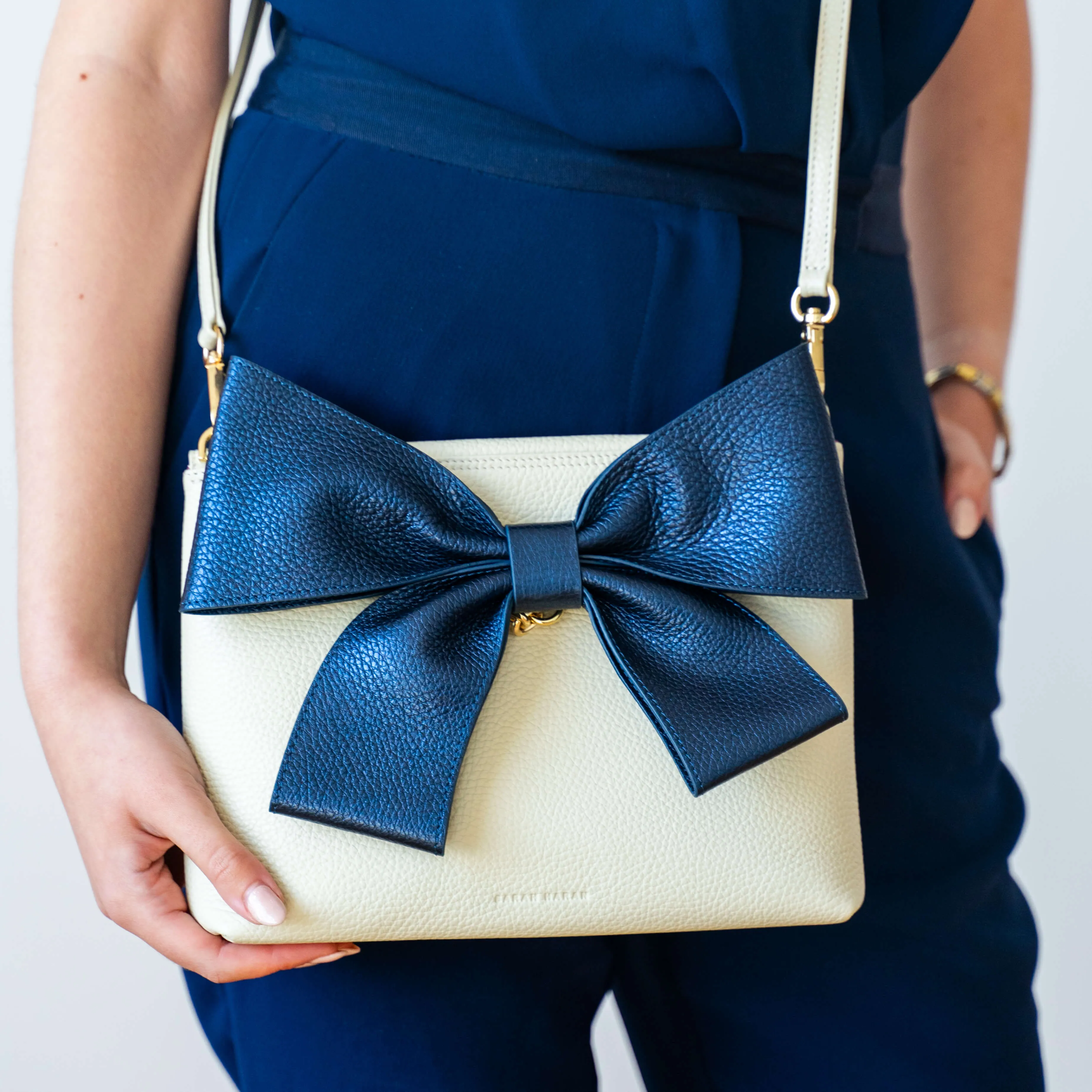 Deco Bow - Textured